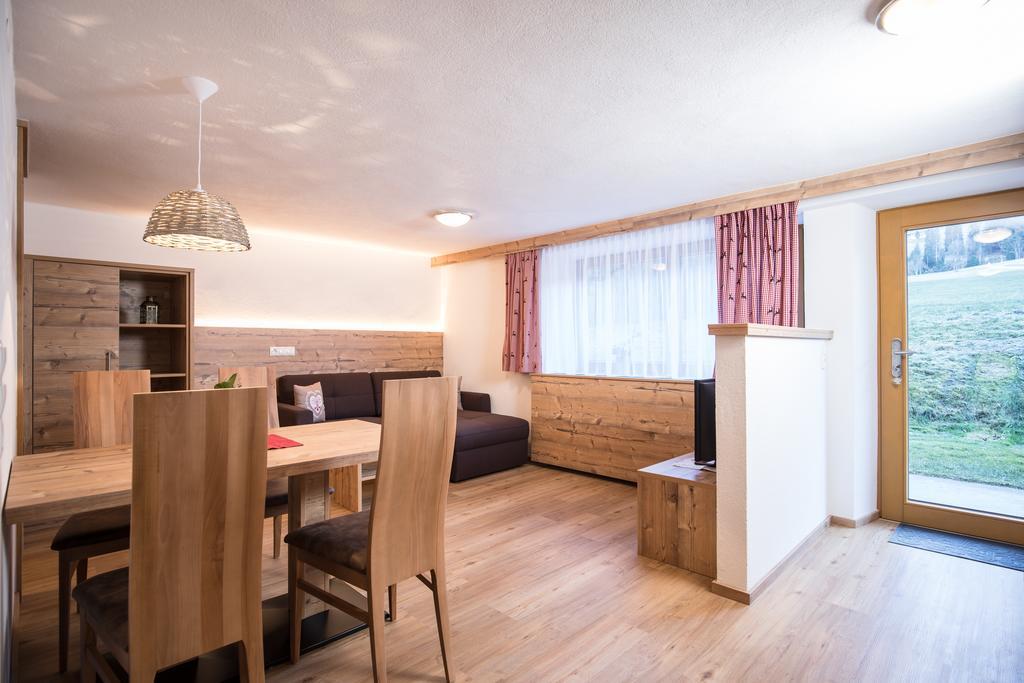 Hochmuthhof Apartment Reith im Alpbachtal Luaran gambar